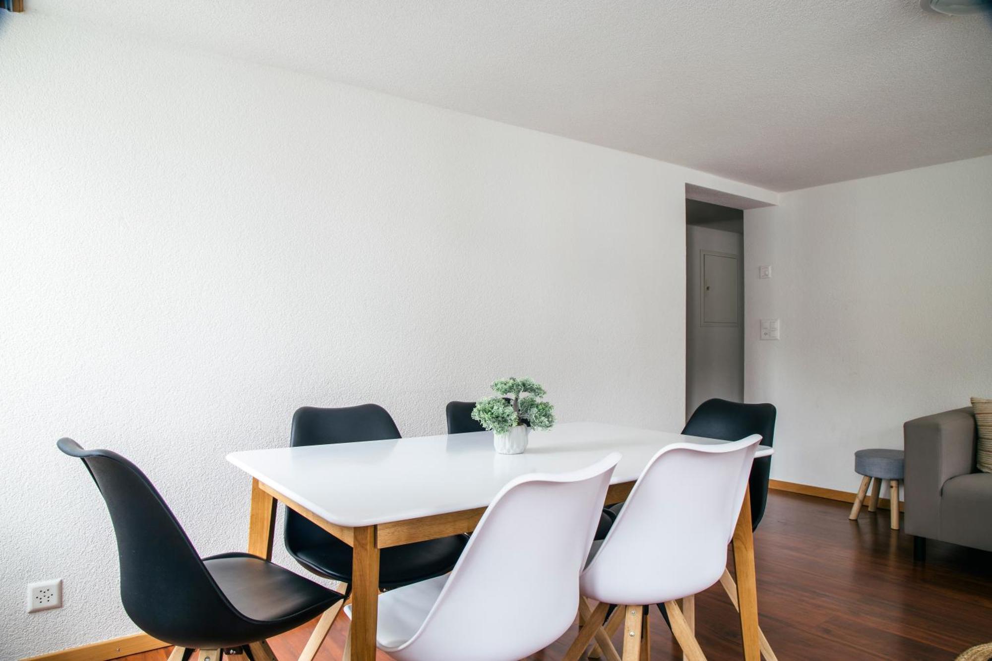 Nimbuzzz Apartments Unterseen 部屋 写真